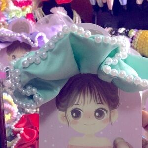 01 Mint Green Satin Scrunchies with Faux Pearl Accent